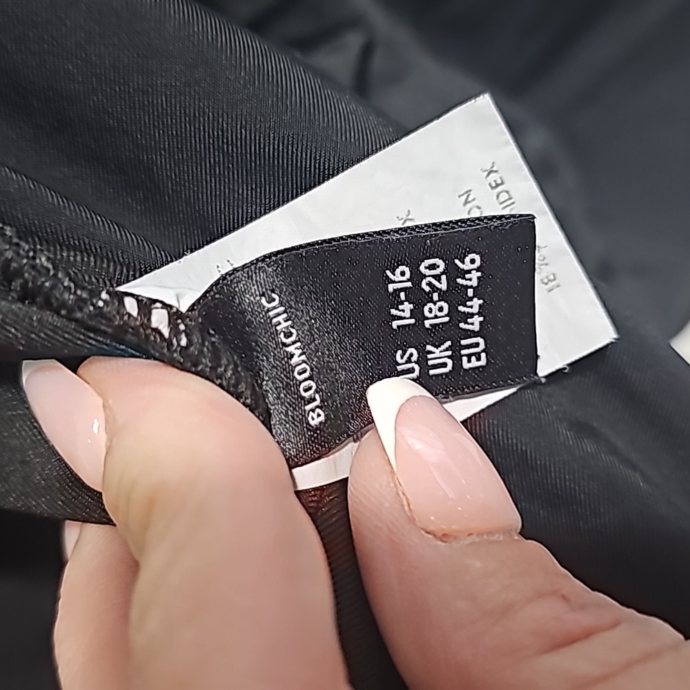 NWT Bloomchic  bathing suit - Picture 8 of 8
